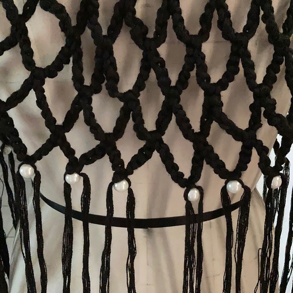 Unique knitted style wrap with faux pearl details - Picture 5 of 6